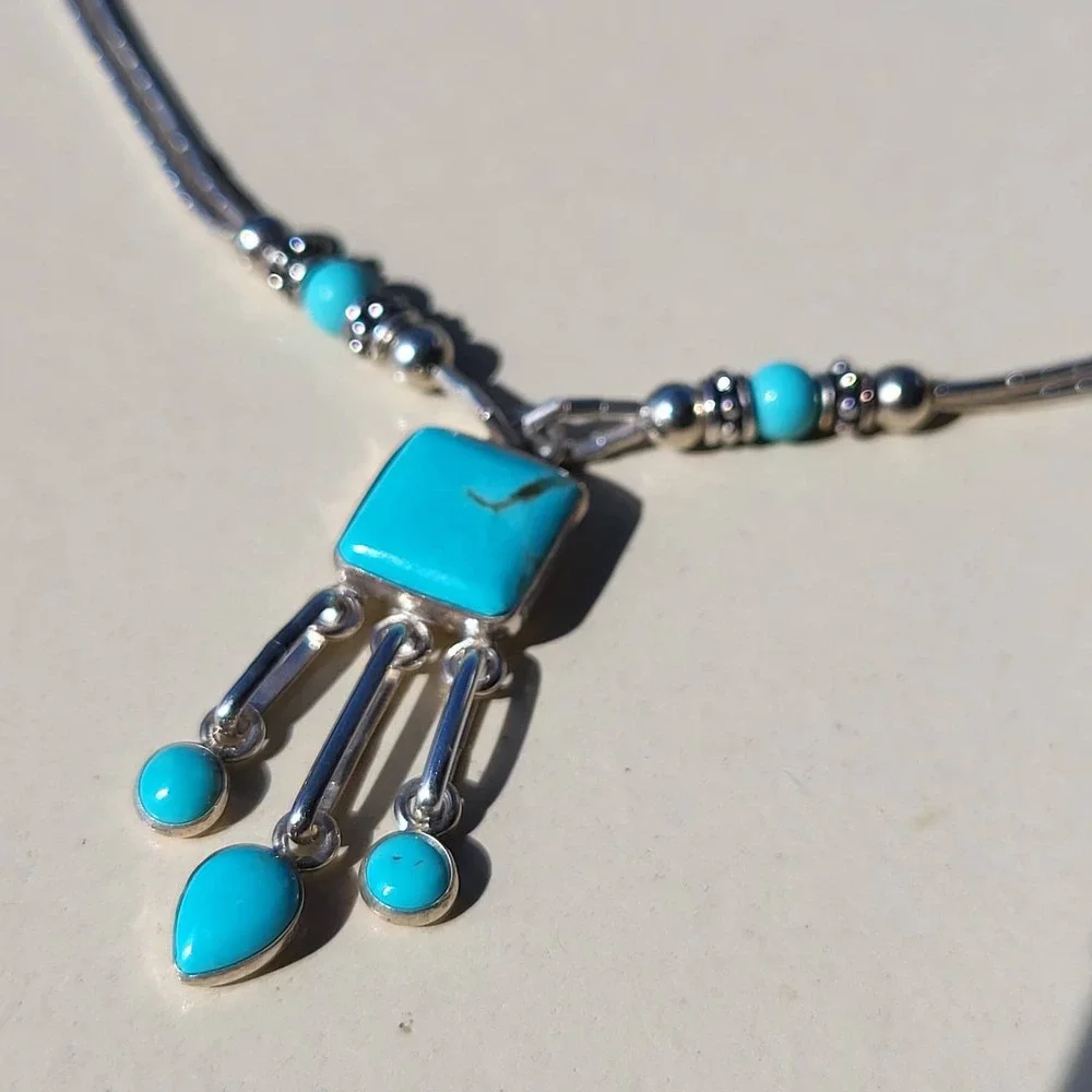 Vintage Q.T. 925 Sterling Silver Turquoise Liquid Silver Pendant Necklace
